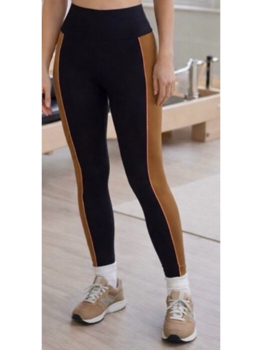 SAGE Collective Black, Carmel Brown, & Coral Leggings Small Colorblock 2 Pockets